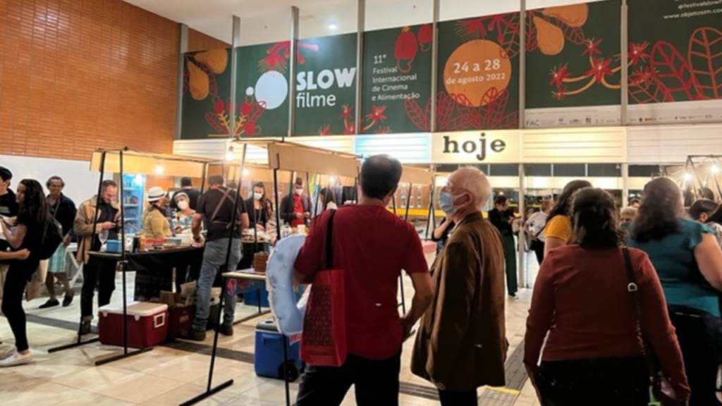 Cine Brasília recebe festival gratuito que reúne cinema e gastronomia